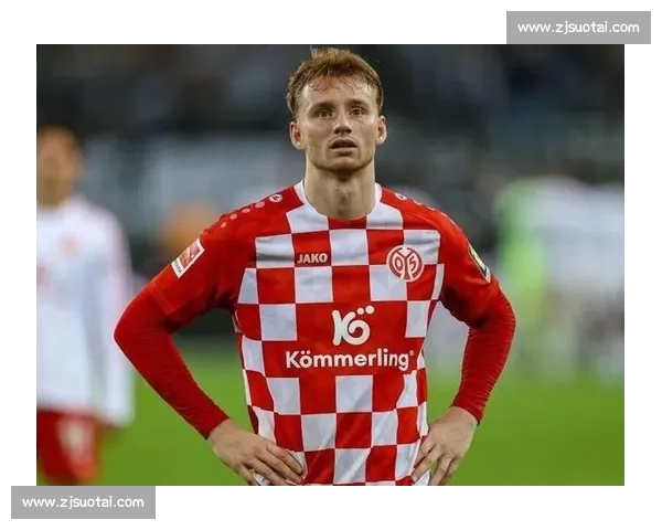 替补邀约与离别抉择:范登贝尔赫的利物浦往事 替补邀约与离别抉择:范登贝尔赫的利物浦往事